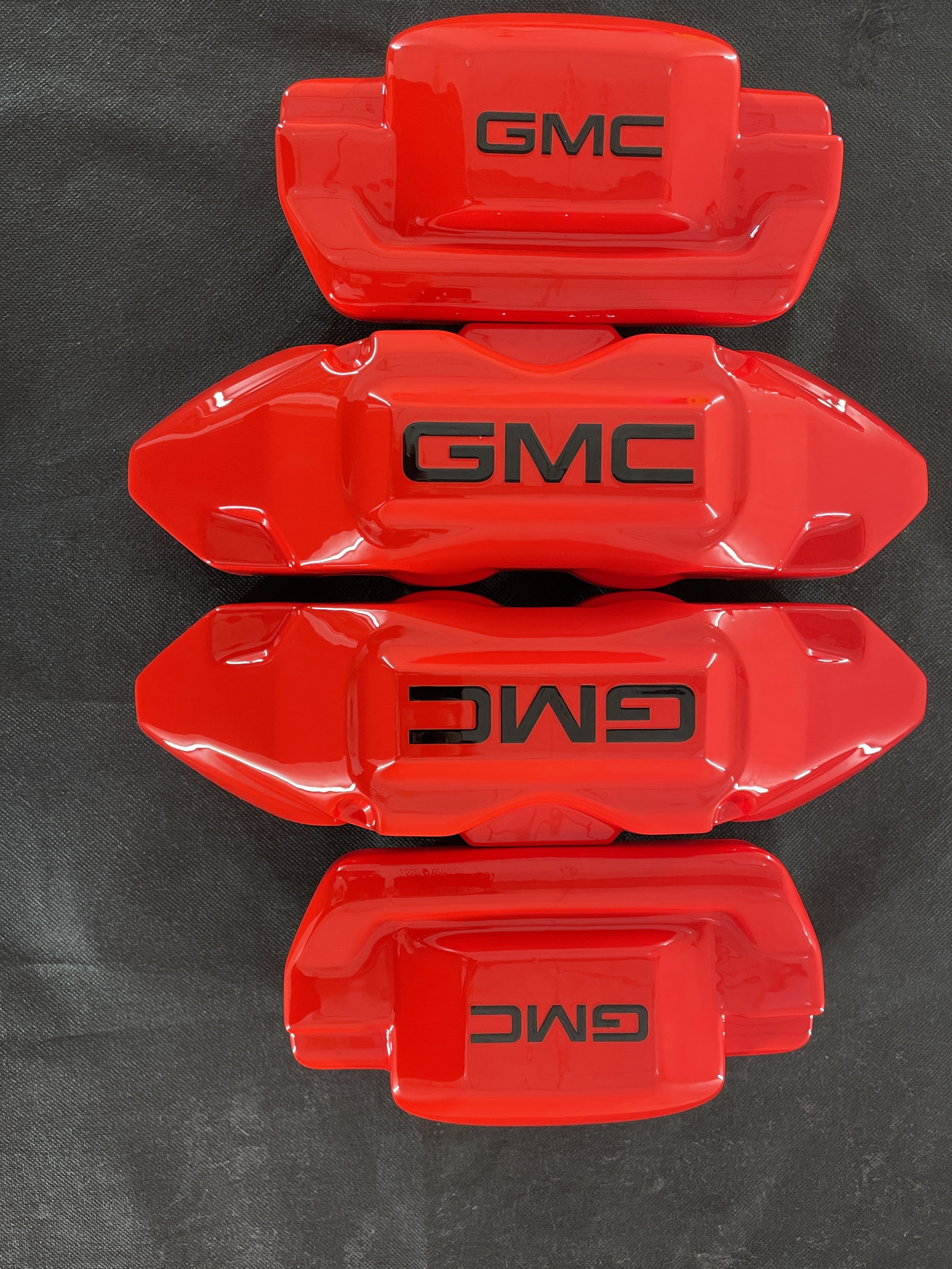 GMC Sierra 1500, червоні накладки на гальмівні супорти, комплект із 4 шт.