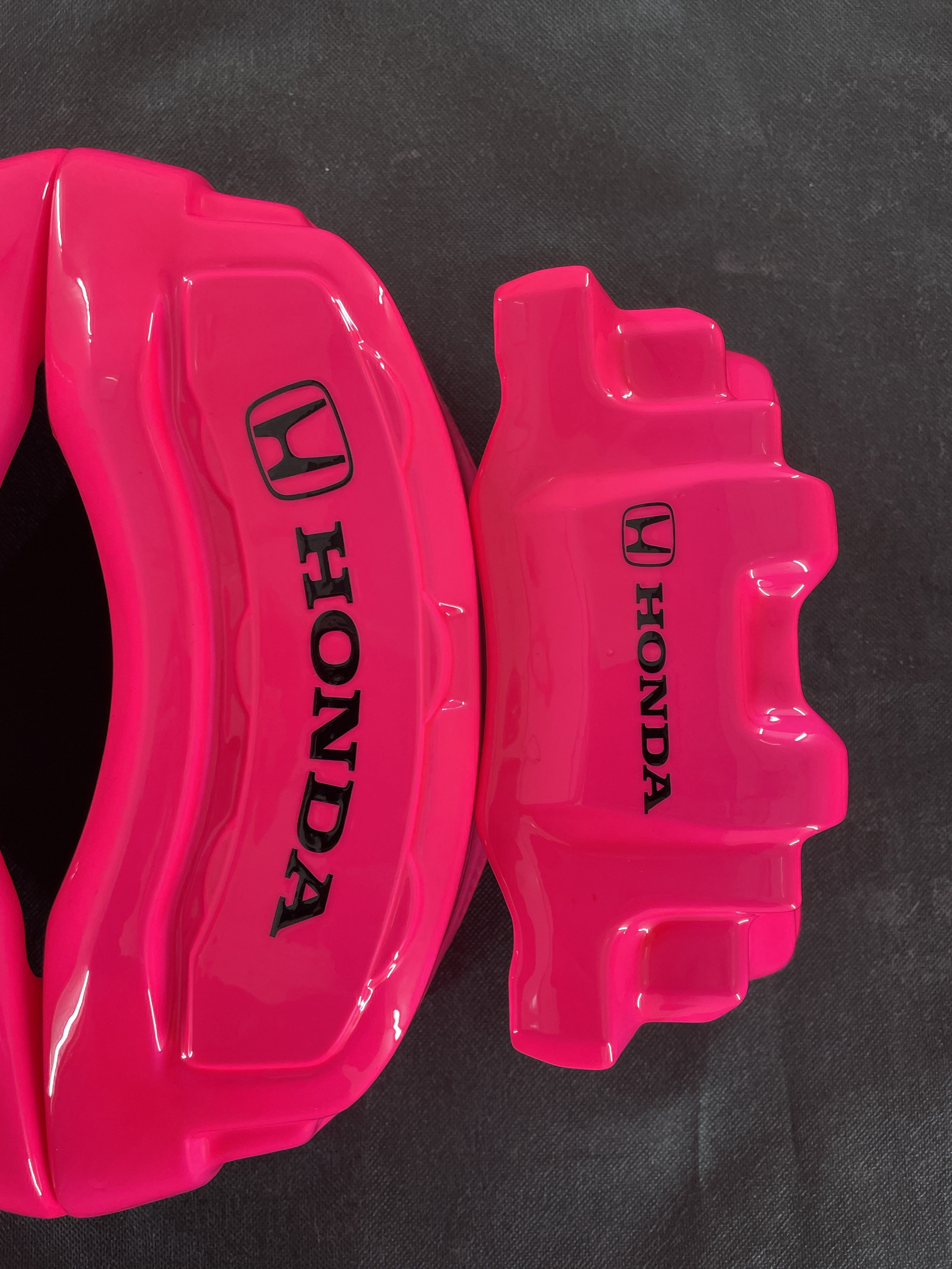 Honda Accord 2023-2024 рожеві кастомні накладки на гальмівні супорти, комплект з 4 шт.