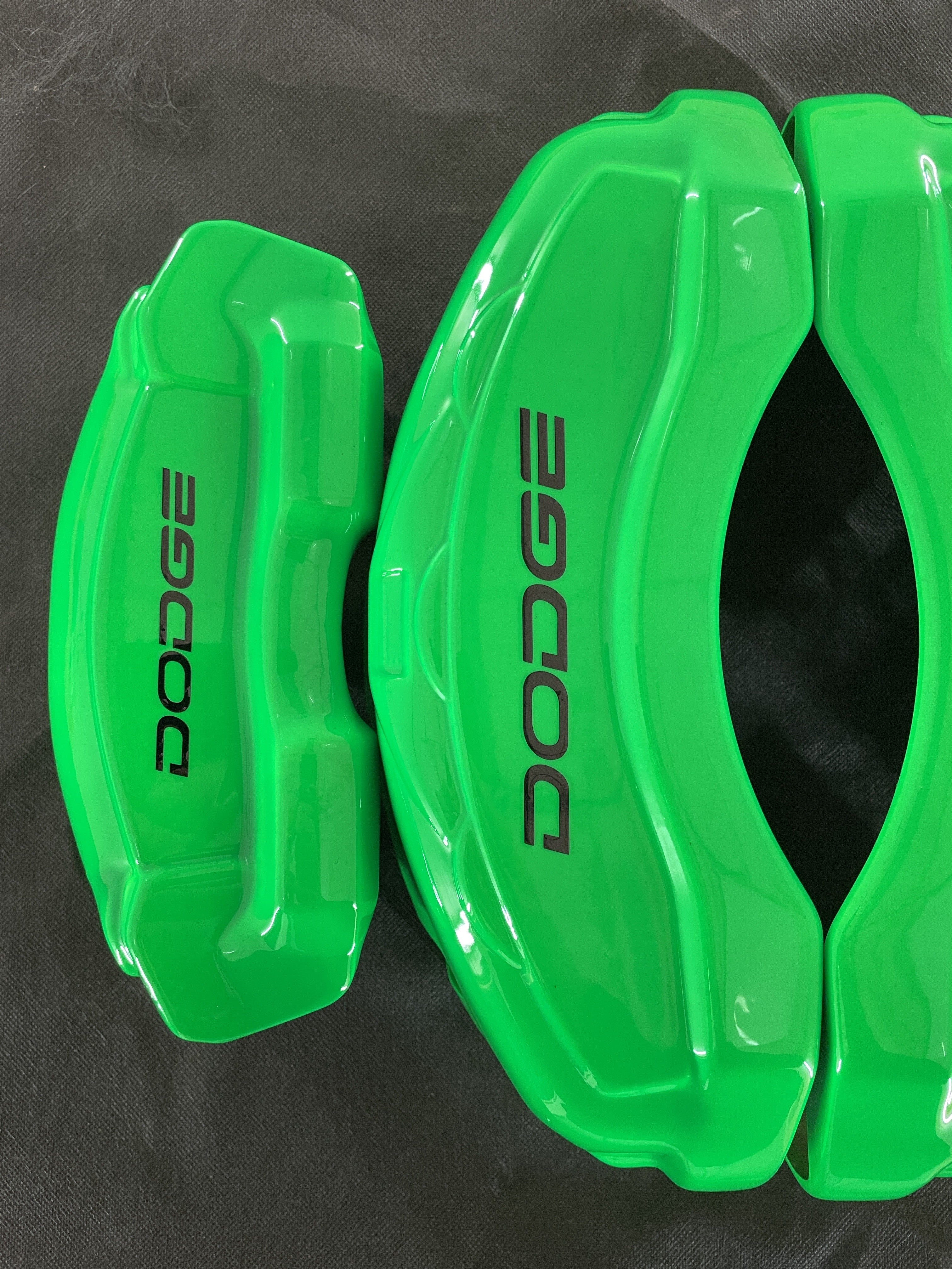 Dodge RAM 1500 зелені кастомні накладки на супорти, комплект із 4 шт.