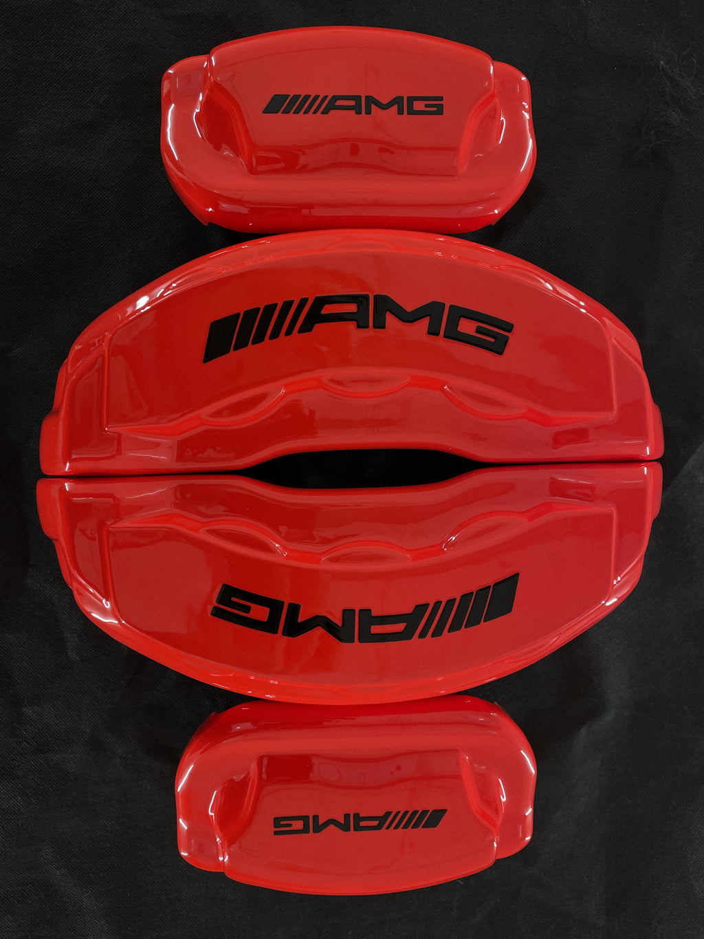 Червоні накладки на гальмівні супорти Mercedes-Benz AMG, комплект із 4 шт.