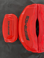 Червоні накладки на гальмівні супорти Mercedes-Benz AMG, комплект із 4 шт.