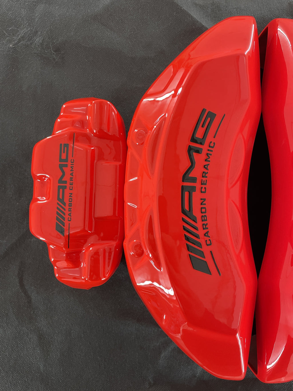 Червоні кастомні чохли для гальмівних супортів Mercedes Benz AMG, комплект із 4 шт.