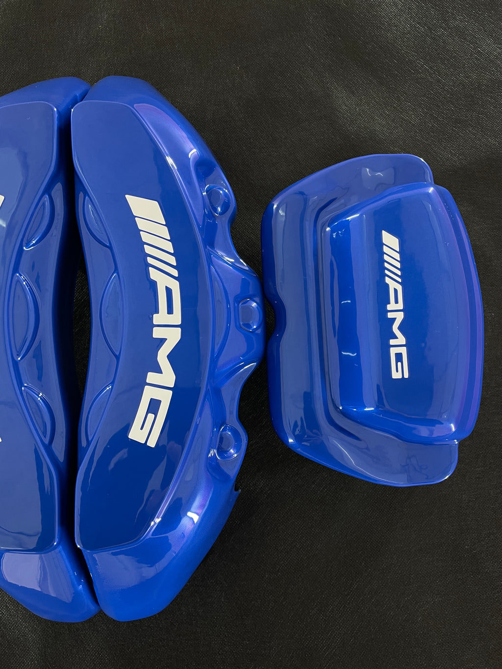 Сині індивідуальні накладки на гальмівні супорти Mercedes-Benz AMG, комплект із 4-х штук