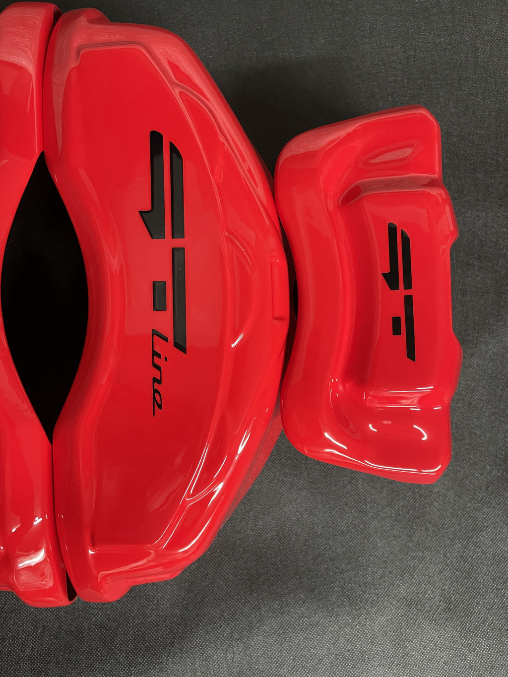 Kia Optima 2011-2016 червоні кастомні накладки на гальмівні супорти, комплект з 4 шт.